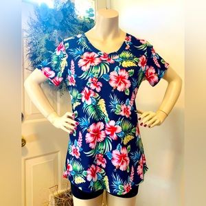 Tropical Hawaiian Floral Print V-Neck Top Sz Medium